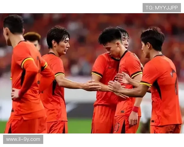 中国男足球员防守漏洞曝光 国内外媒体热议球队弱点